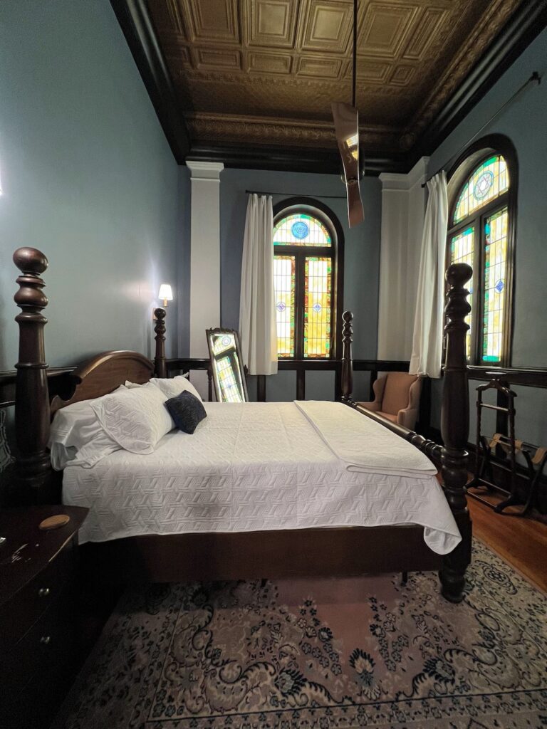 Bainbridge GA Historic event space and lodging Temple Bethel bedroom
